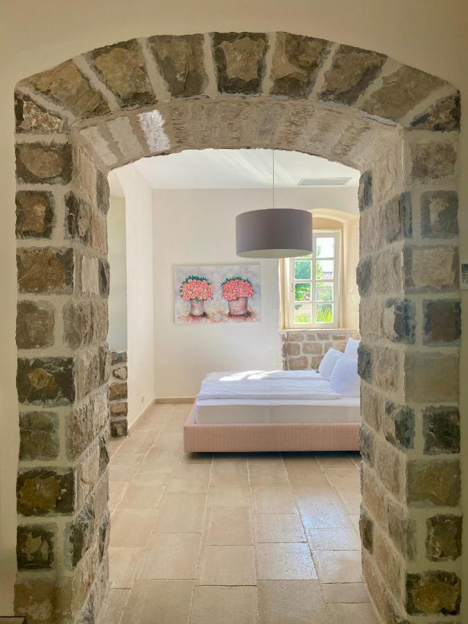 Boutique Hotel Malo Selo Herceg Novi Eksteriør billede